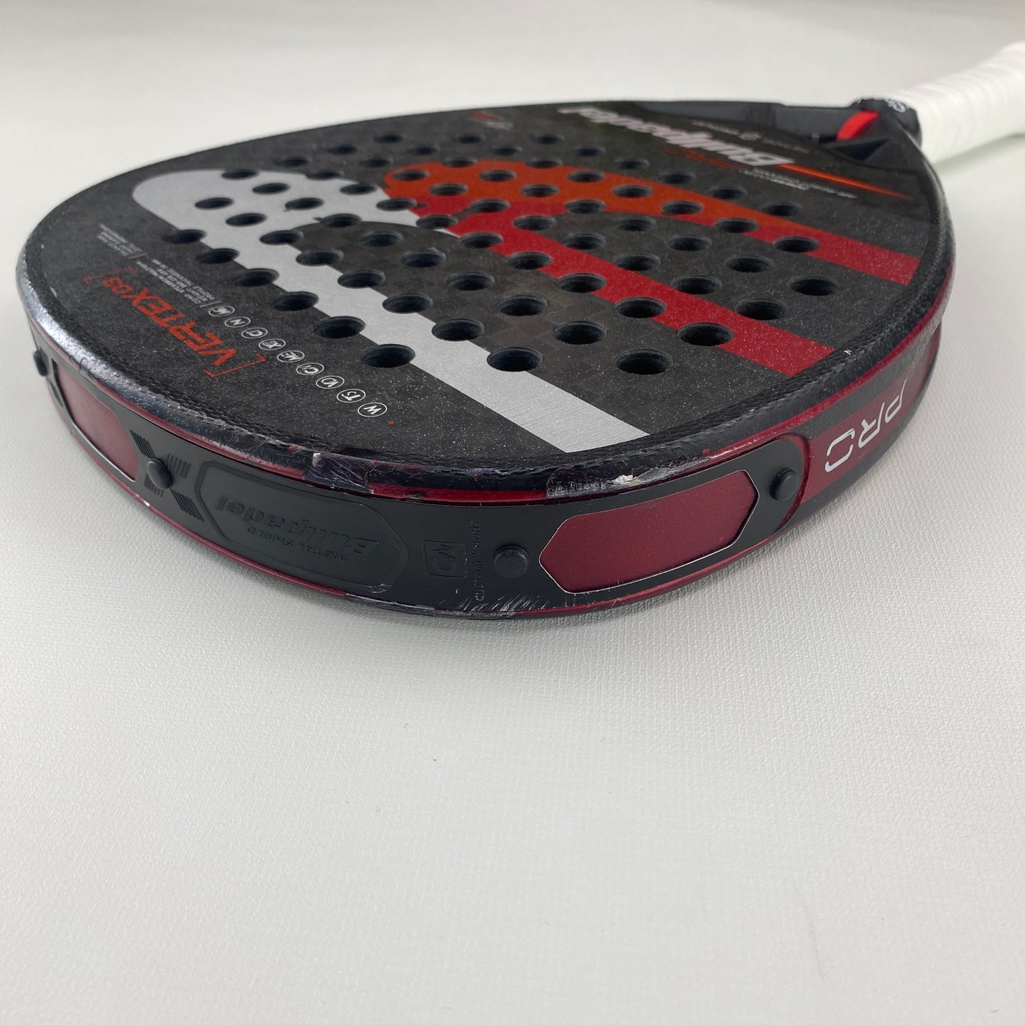 Bullpadel Vertex 03 - 2022 - Inkl ramskydd