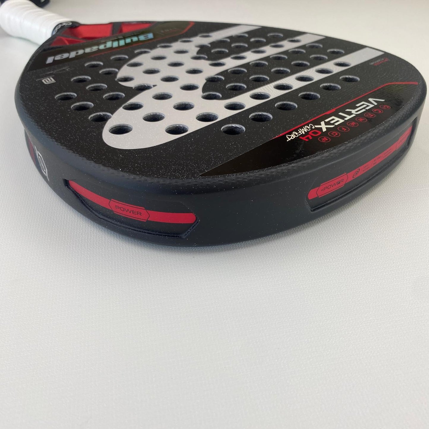 Bullpadel Vertex 04 Comfort Di Nenno 2024